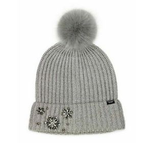 Victoria’s Secret Snowflake Sparkle Pom-Pom Beanie